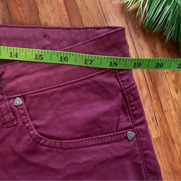KUT from the Kloth Donna Ankle Skinny Jeans - Size 16W - Burgundy - Picture 10 of 13